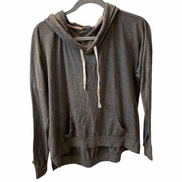 Brandy Melville Tops - BRANDY MELVILLE GRAY PULLOVER HOODIE